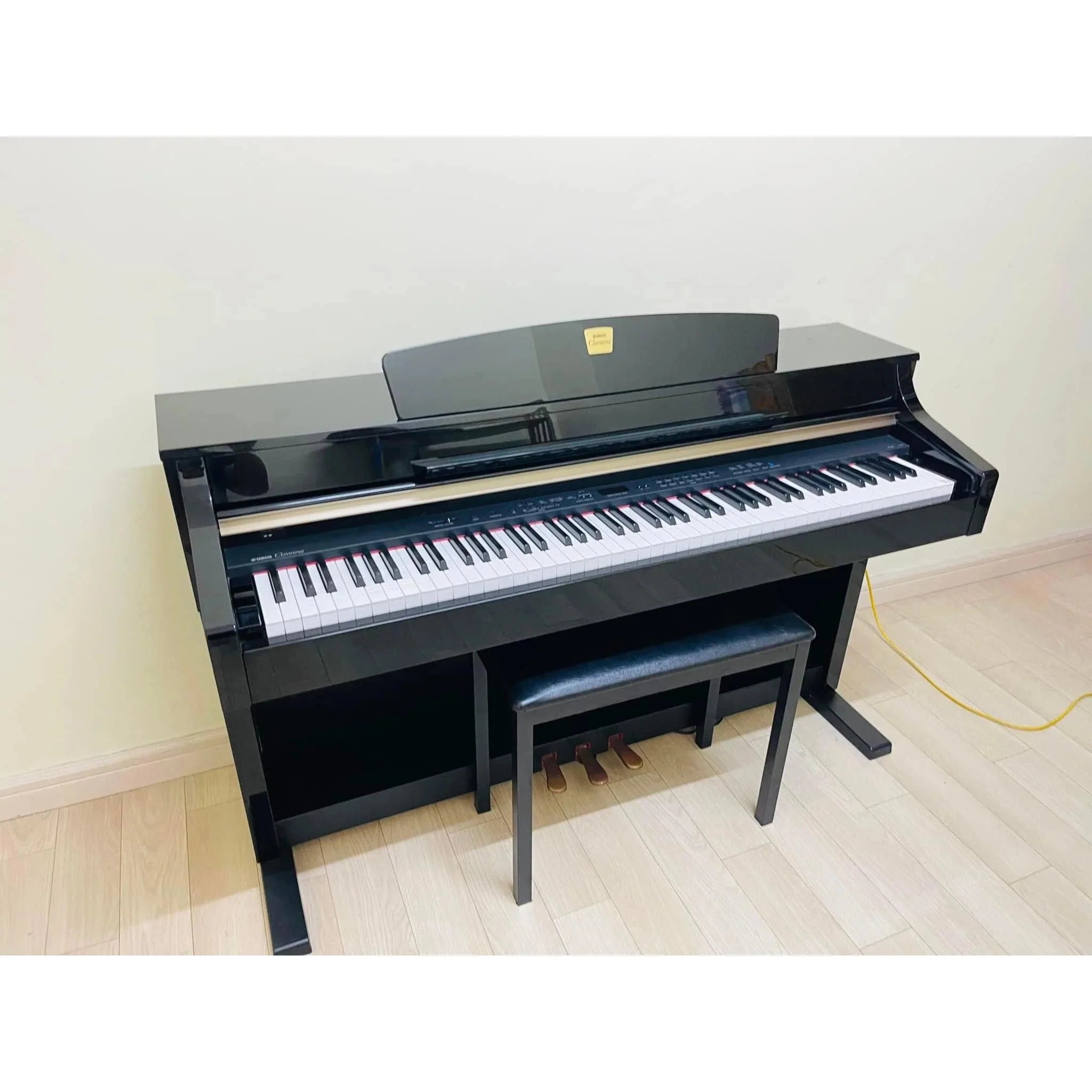 Đàn Piano Điện Yamaha CLP-330 - Clavinova - Qua Sử Dụng