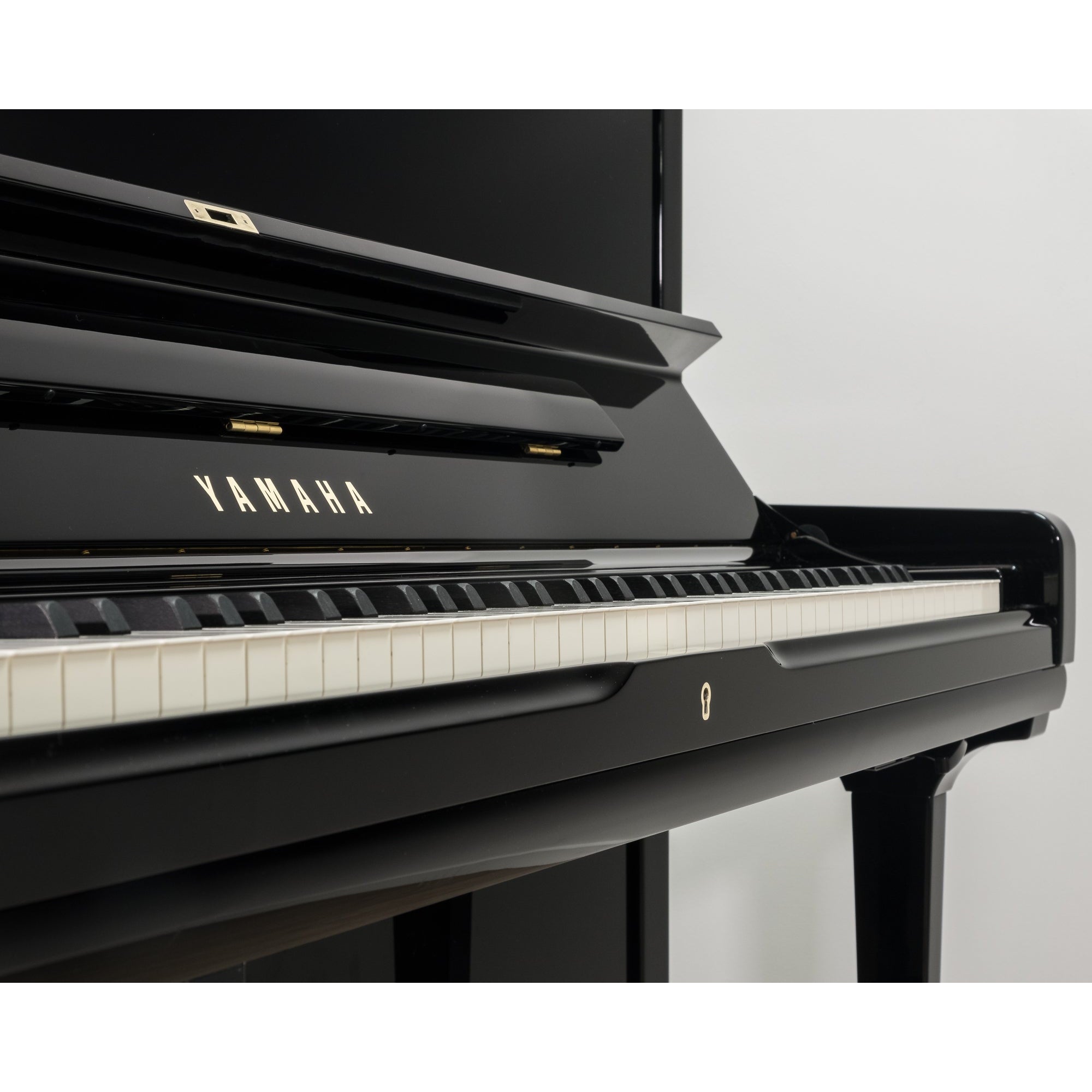 Đàn Piano Cơ Upright Yamaha SU7 - Qua Sử Dụng