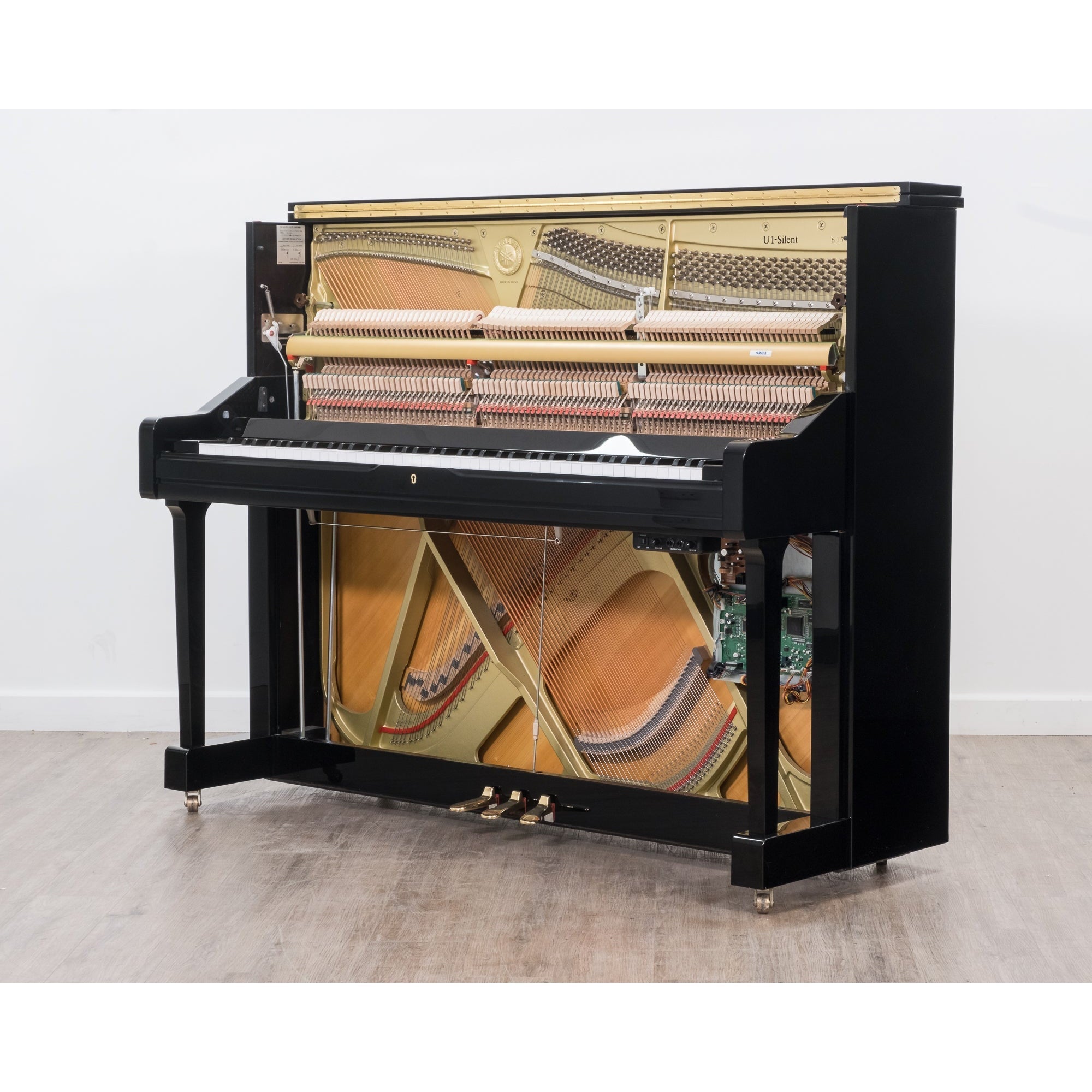 Đàn Piano Cơ Upright Yamaha U1H Silent - Qua Sử Dụng