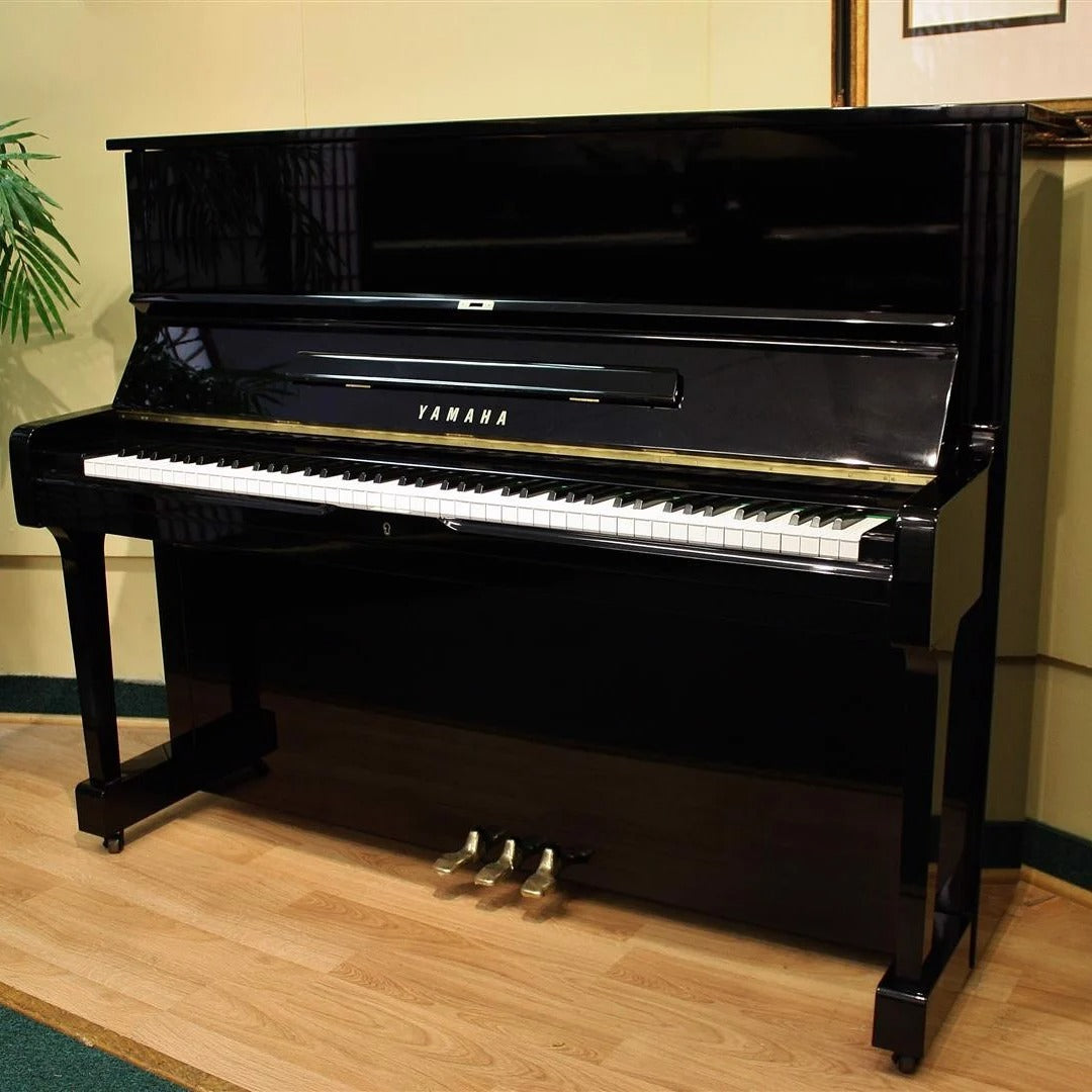 Đàn Piano Cơ Upright Yamaha U1M PE - Qua Sử Dụng