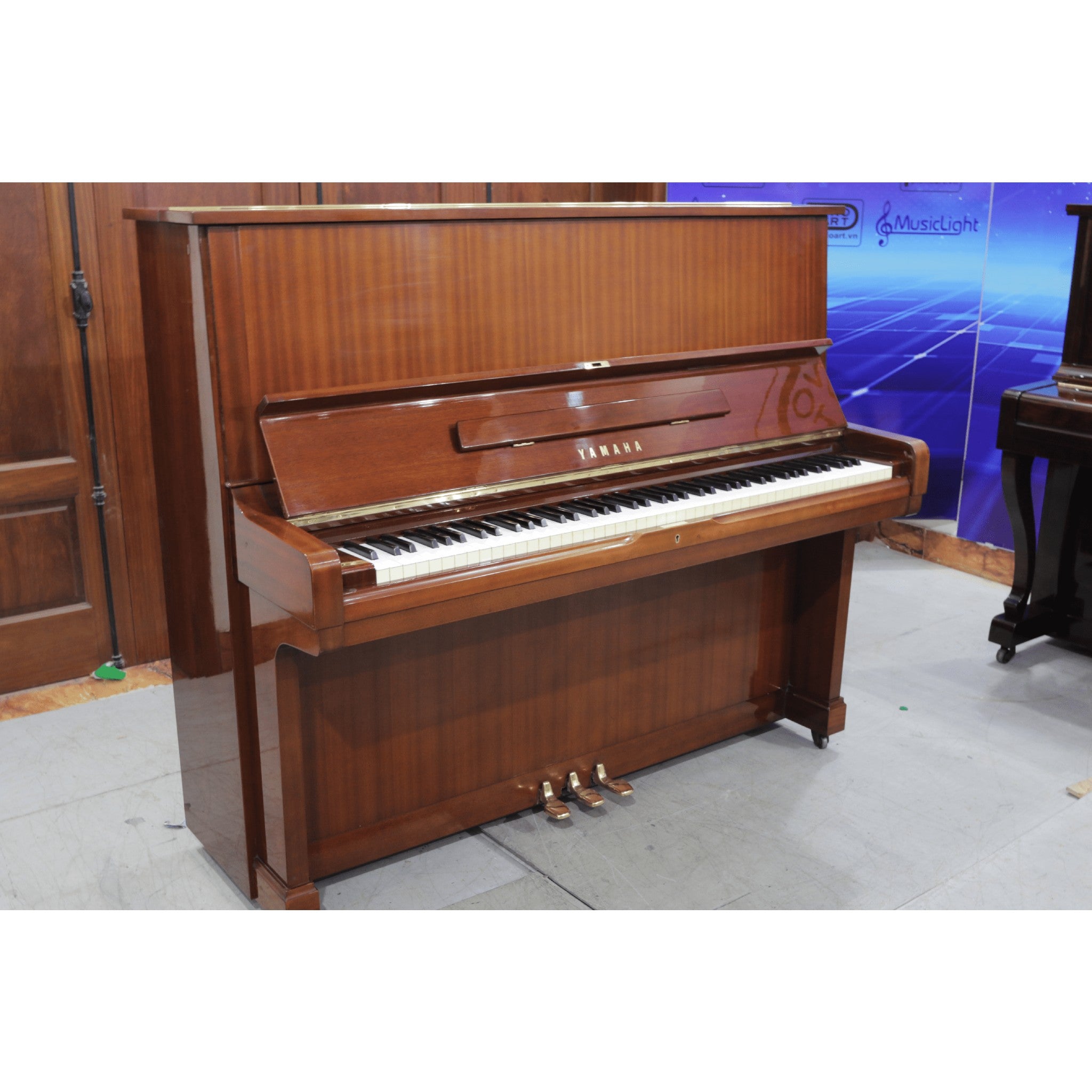 Đàn Piano Cơ Upright Yamaha U2G - Qua Sử Dụng