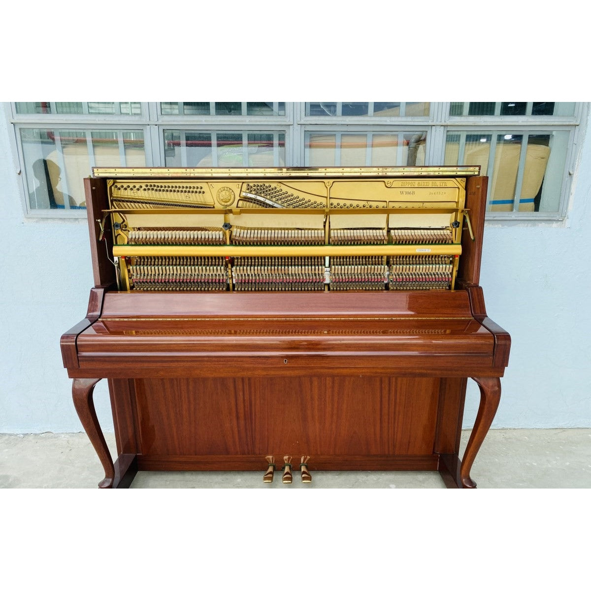 Đàn Piano Cơ Upright Yamaha W106 - Qua Sử Dụng