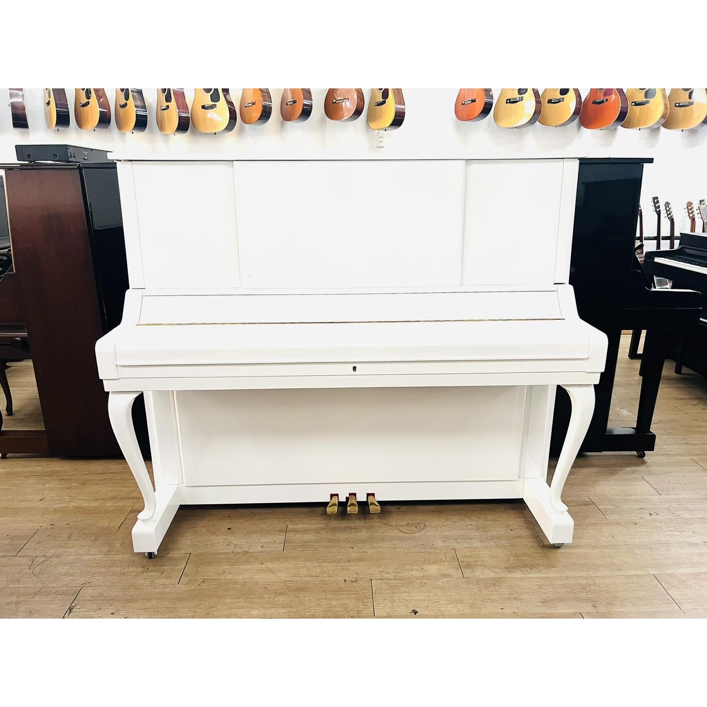 Đàn Piano Cơ Upright Yamaha W106 - Qua Sử Dụng