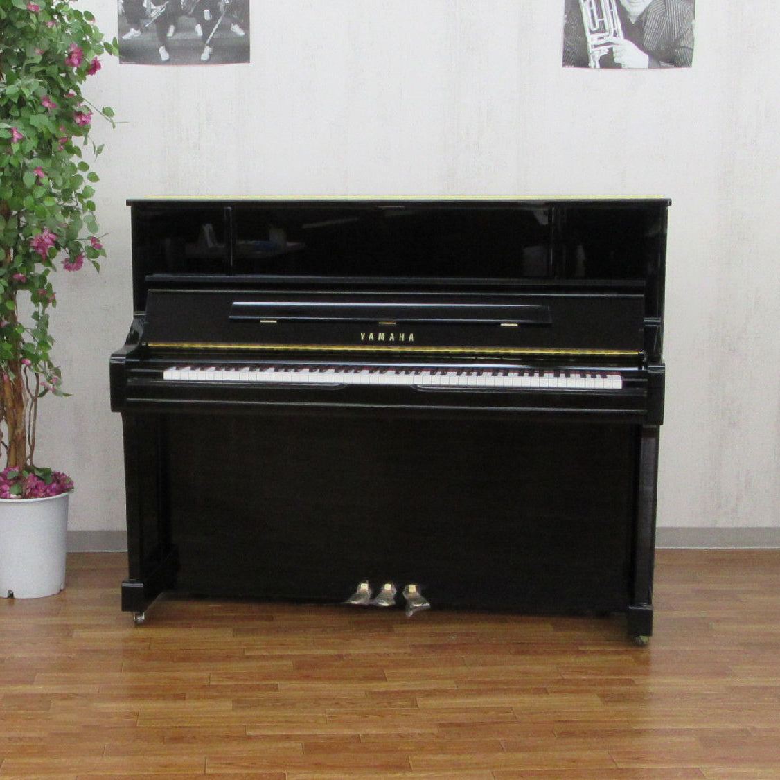 Đàn Piano Cơ Upright Yamaha YU10 - Qua Sử Dụng