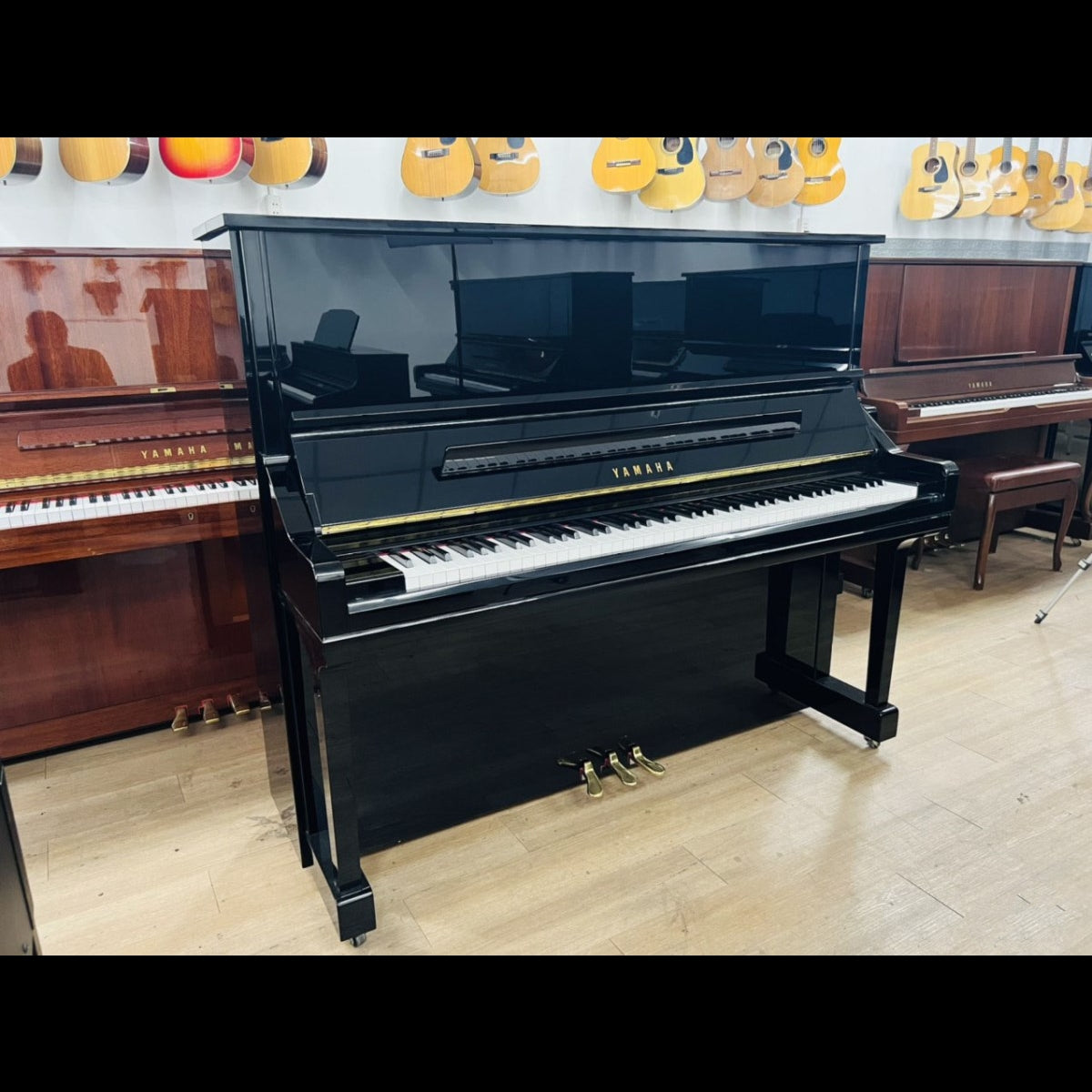 Đàn Piano Cơ Upright Yamaha YU33 PE - Qua Sử Dụng